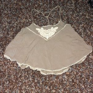 Women’s Sleevless Flowy Top